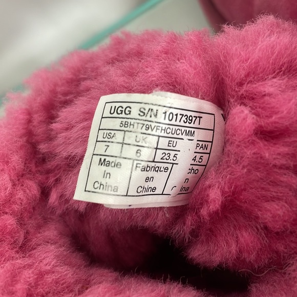 Pink Toddler Uggs - size 7 toddler - Picture 6 of 7